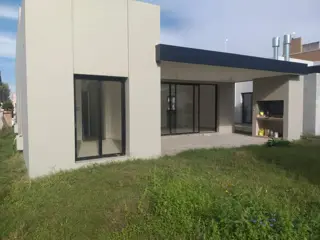 Venta Casa Alto Cebil 2  - 3 dormitorios foto 2