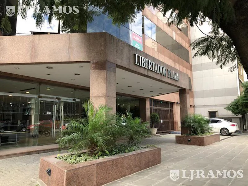 Alquiler de oficina de 575 m2 en Vicente López foto 2