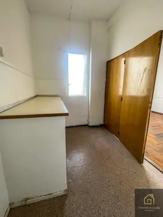 Muy lindo departamento de 4 ambientes super espacioso y luminoso en el barrio de San Telmo foto 4
