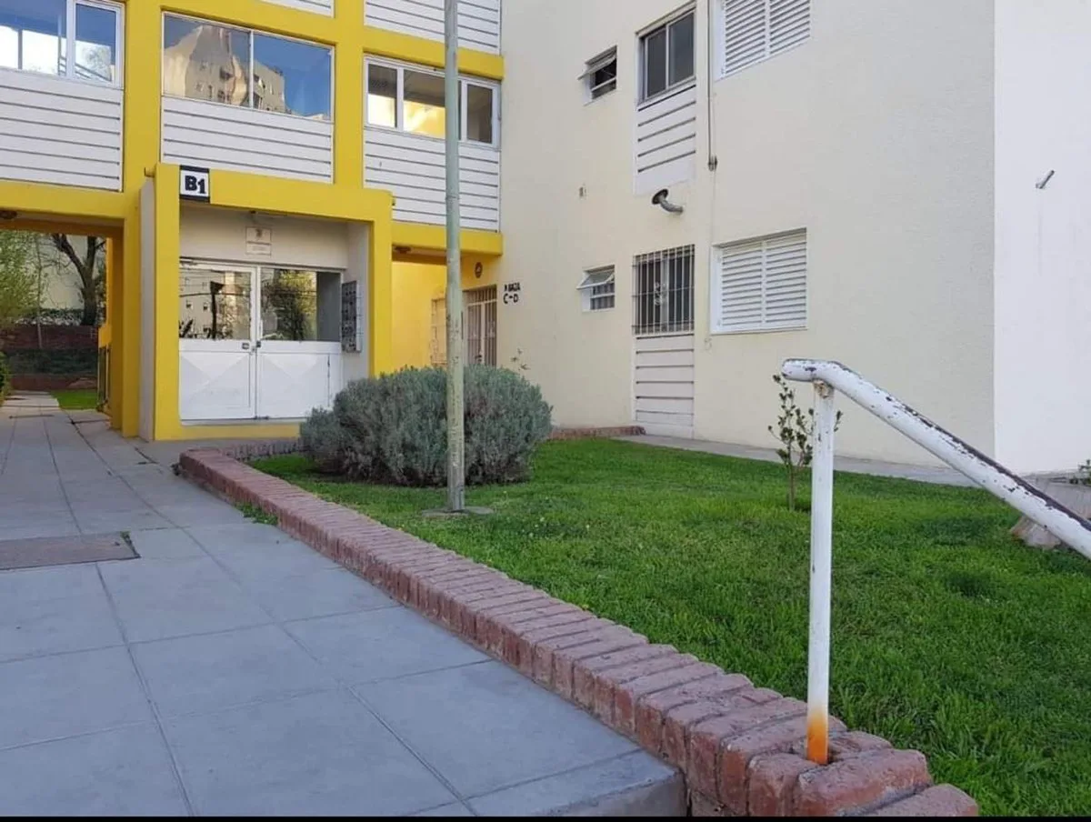 Departamento en venta 3 dormitorios, centro de Nqn