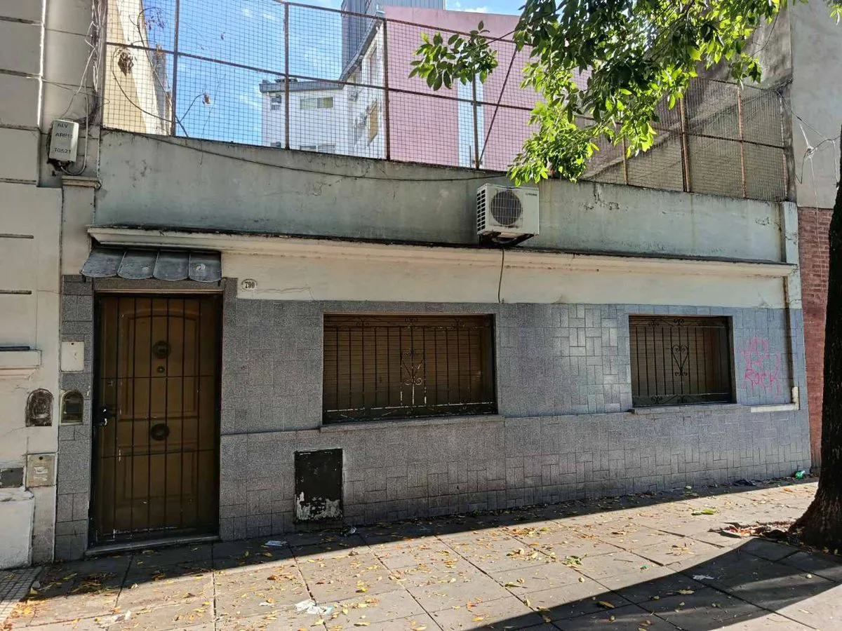 Venta de Lote en Chacarita. foto 5