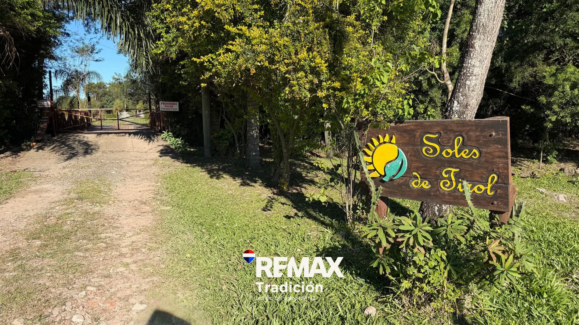 TERRENO EN VENTA EN PUERTO TIROL -  SOLES DE TIROL