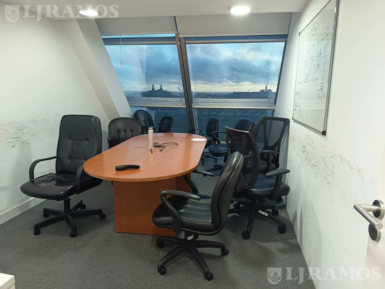 Oficina en Recoleta - VENTA CON RENTA foto 5