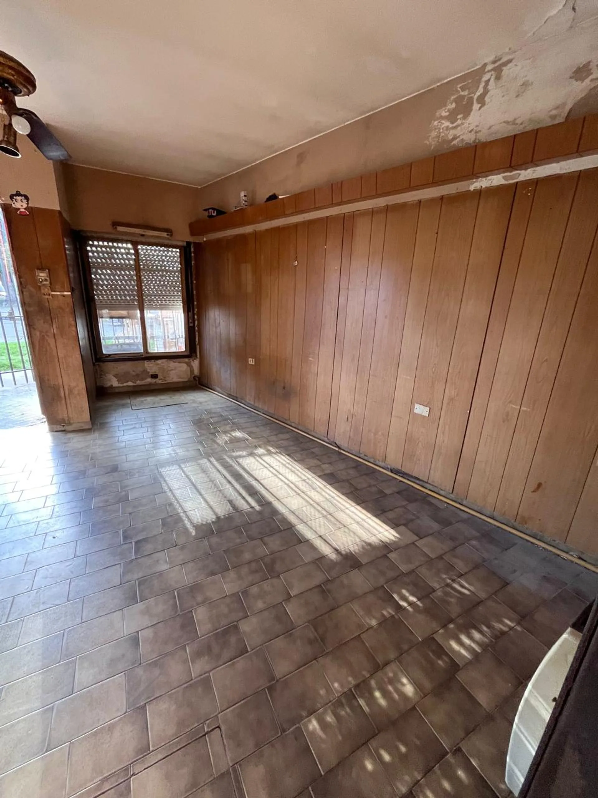 VENTA CASA A RECICLAR ESPAÑA Y HOSPITALES foto 3