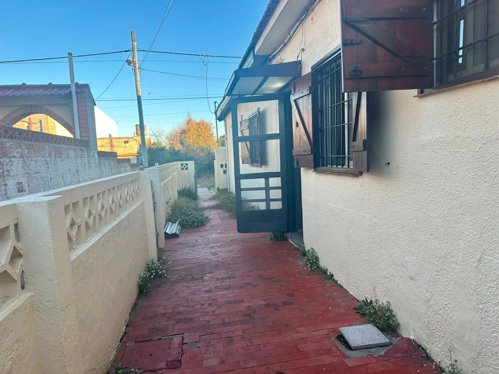 CASA EN PH CON GALPÓN VENTA MAR DEL TUYÚ