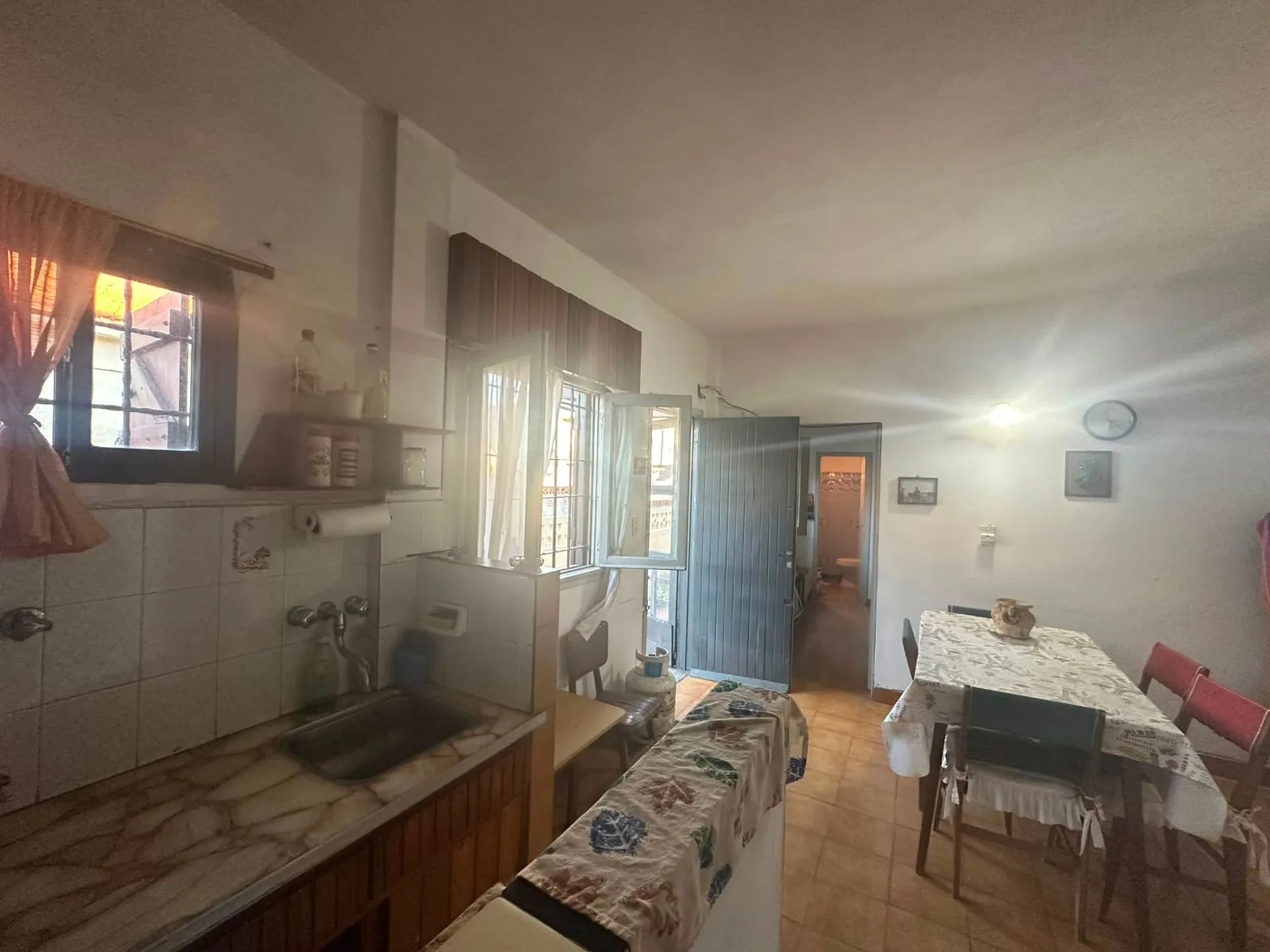 CASA EN PH CON GALPÓN VENTA MAR DEL TUYÚ foto 3