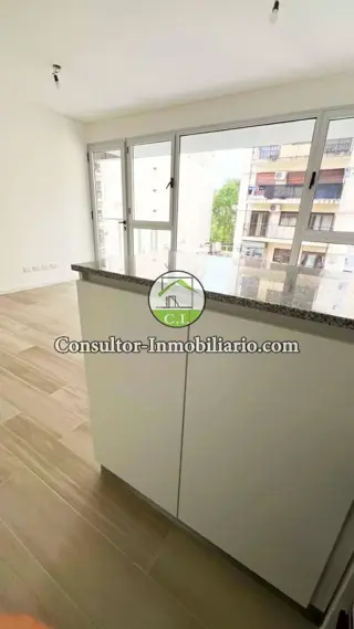 Flamante Semi-piso 2 Ambientes con Balcon en Almagro foto 3