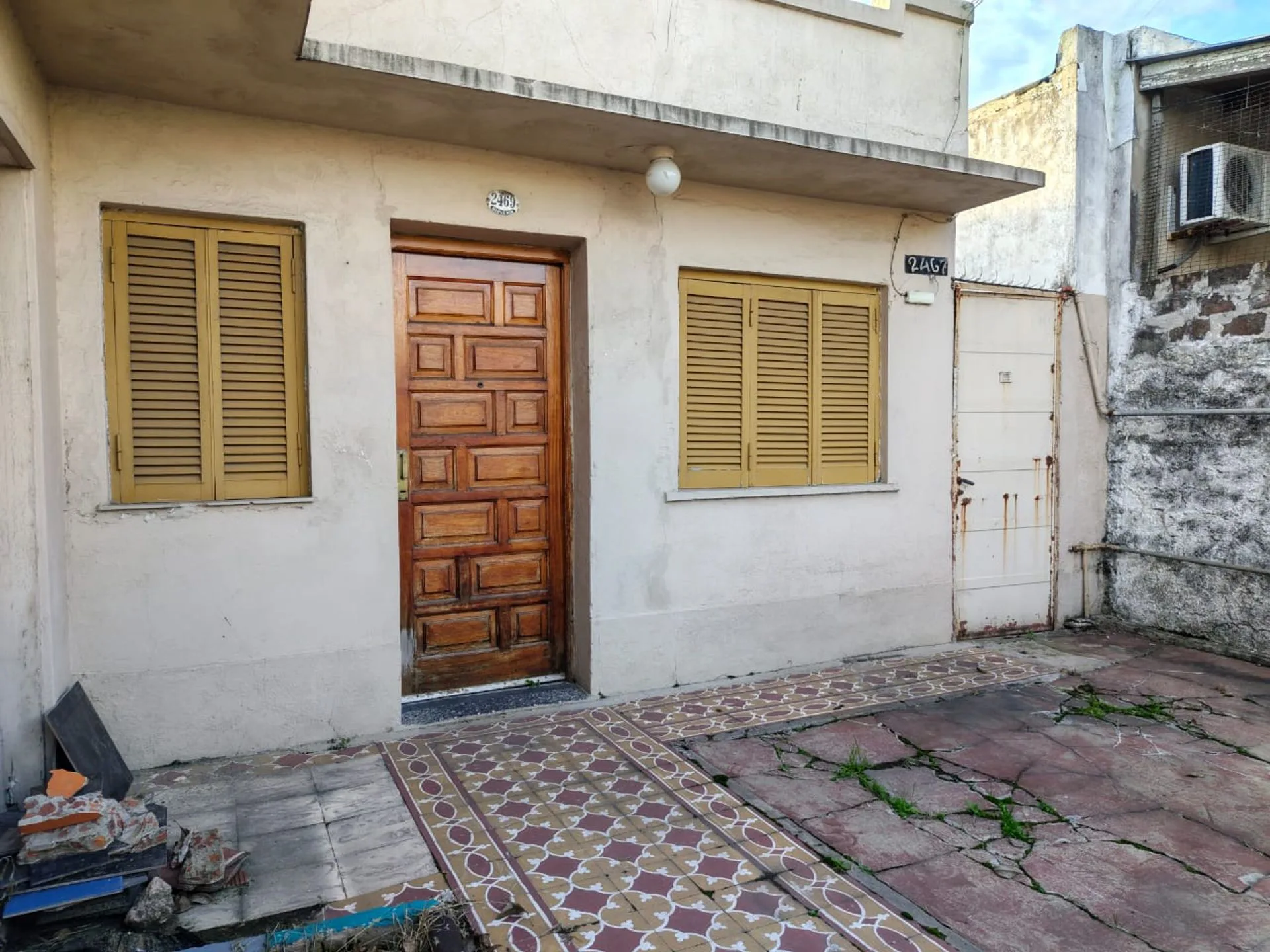VENTA CASA 4 AMBIENTES A RECILAR LANUS OESTE foto 3
