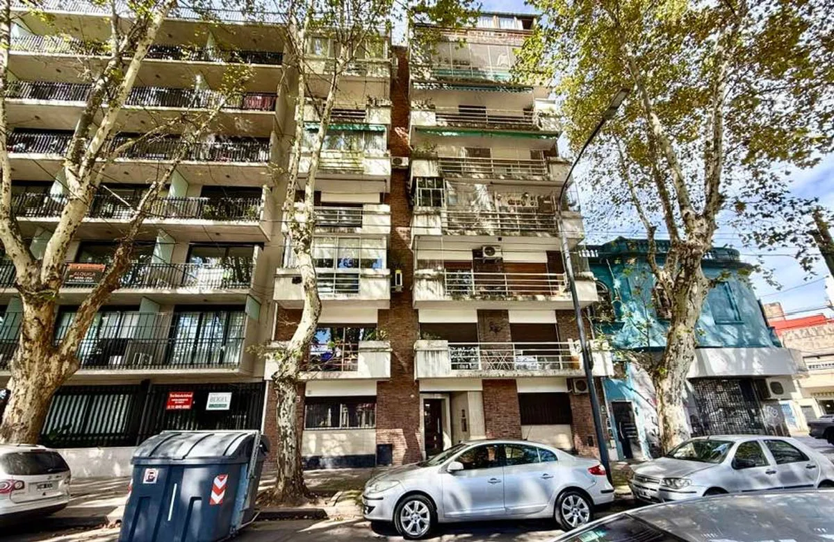 VENTA MONOAMBIENTE COLEGIALES C/BALCON FTE. PLAZA foto 2