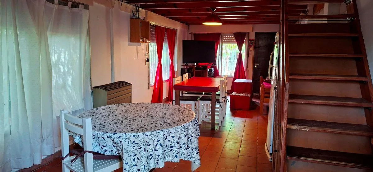 Casa 5 ambientes en Venta Pinamar Gas Natural. foto 3