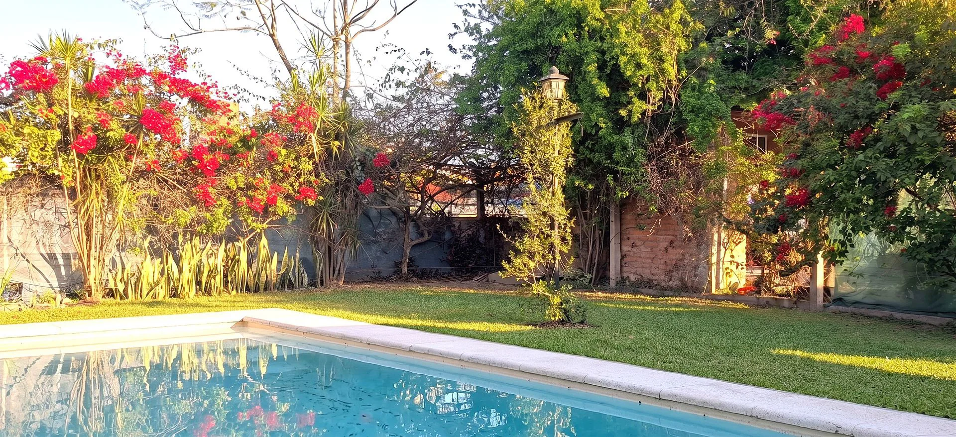 ALQUILER CASA BARRIO ODONTOLOGOS