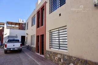 SE VENDE Departamento Planta Baja 2D 1B Complejo Cerrado Alem Godoy Cruz foto 1