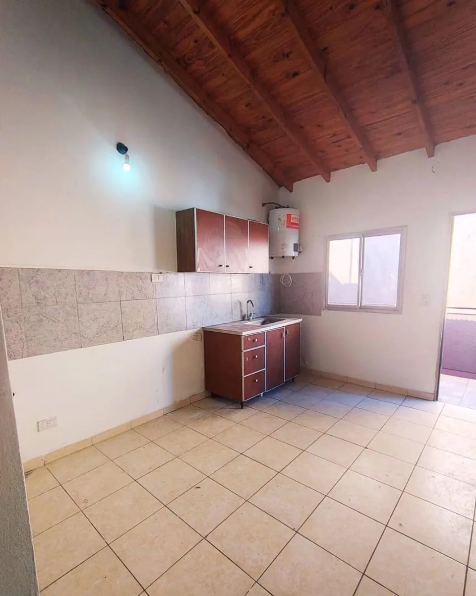 VENTA DE DEPARTAMENTO - DOS AMBIENTES- ZONA MUÑIZ foto 3