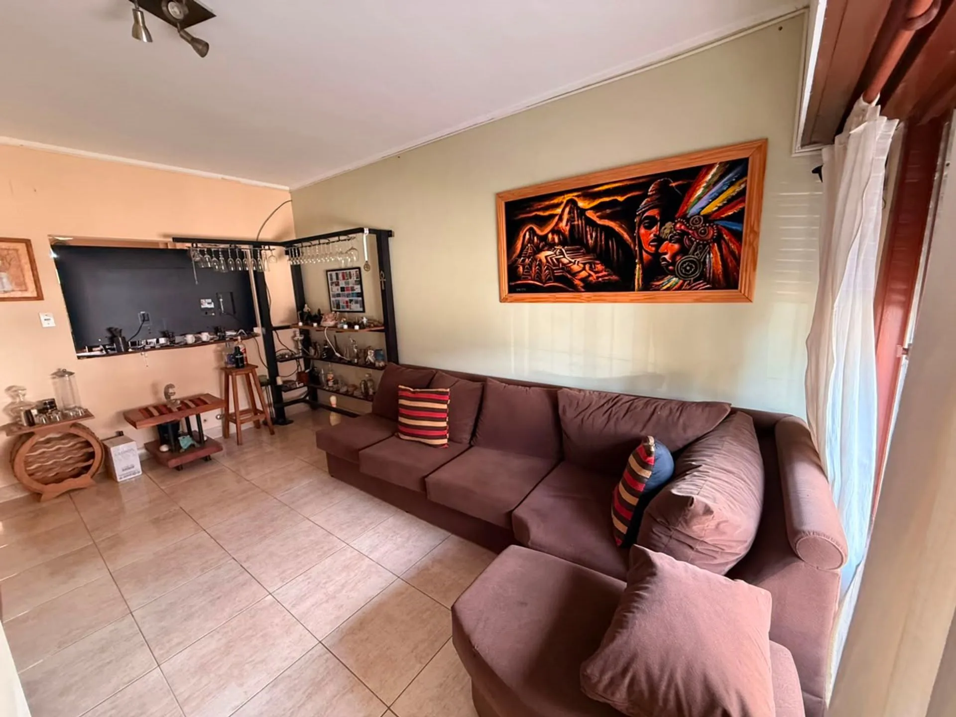 VENTA CASA 4 DORMIT 2 BAÑOS Y 2 COCHERAS GUADALUPE foto 2