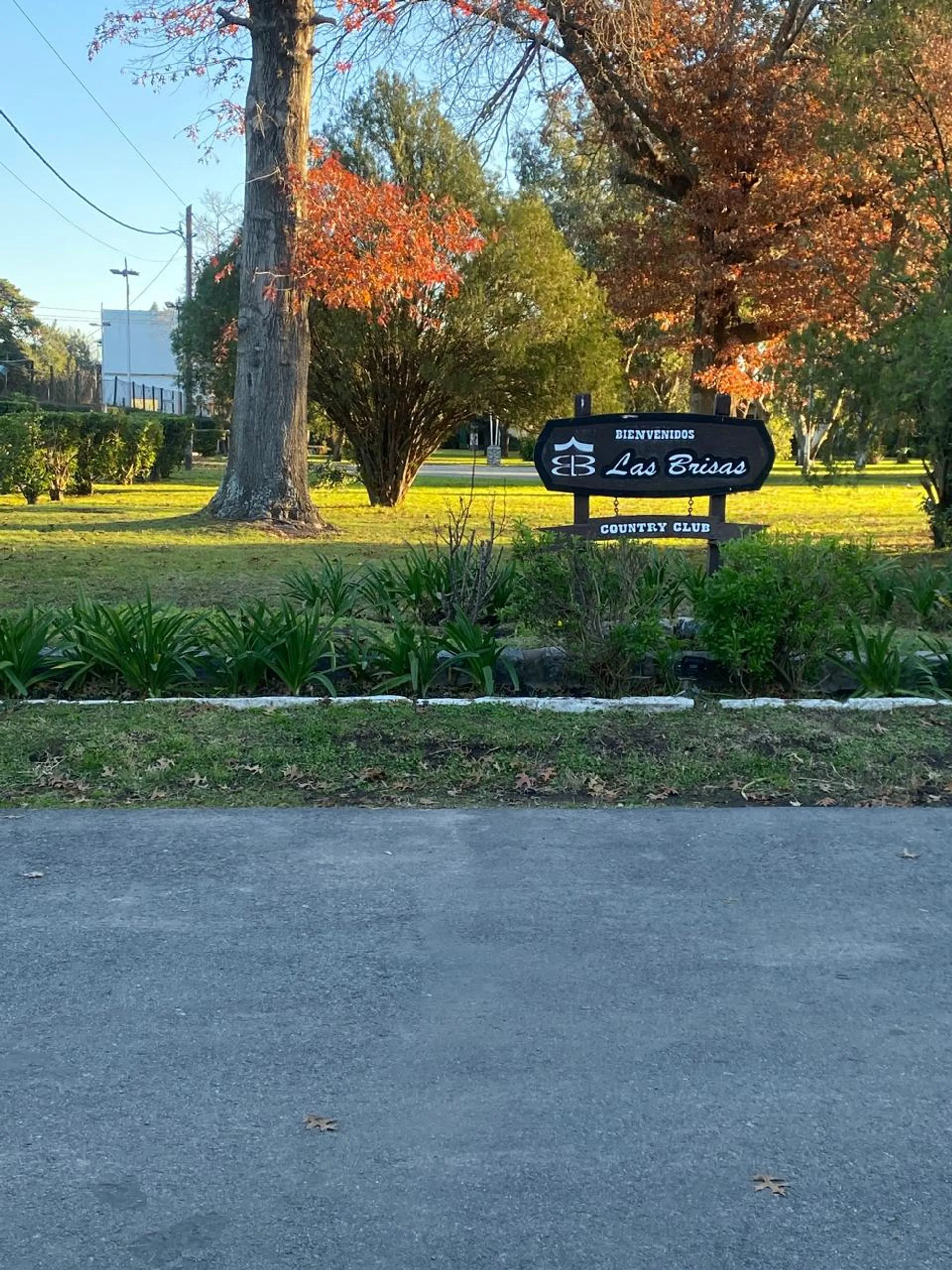 Venta lote en Pilar, Las Brisas Country Club foto 4