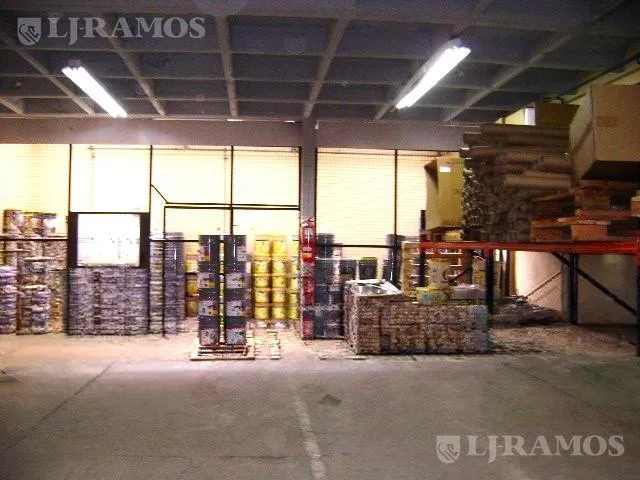 Depósito - Villa Martelli foto 5