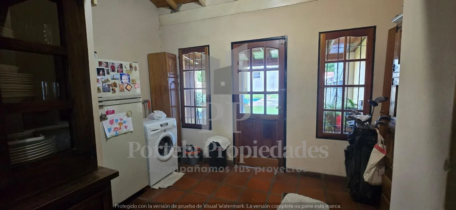 CASA 4 AMBIENTES CON PILETA Y FONDO CASTELAR SUR foto 5