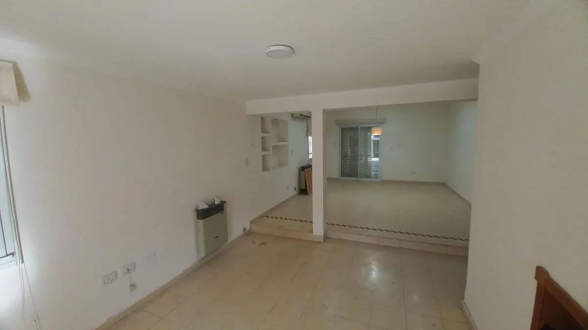 VENDE CASA - JUANA KOSLAY - SAN LUIS foto 3