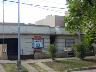 Casa sobre calle Estrada. VILLA ELISA. foto 3