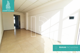 #Alquiler_RUKAN Local Comercial | TORRE CORTAZAR | Local 5 | 48 m2 |Calle HUMBERTO BEGHIN | Caleta Olivia foto 2