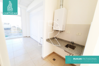 #Alquiler_RUKAN Local Comercial | TORRE CORTAZAR | Local 5 | 48 m2 |Calle HUMBERTO BEGHIN | Caleta Olivia foto 3