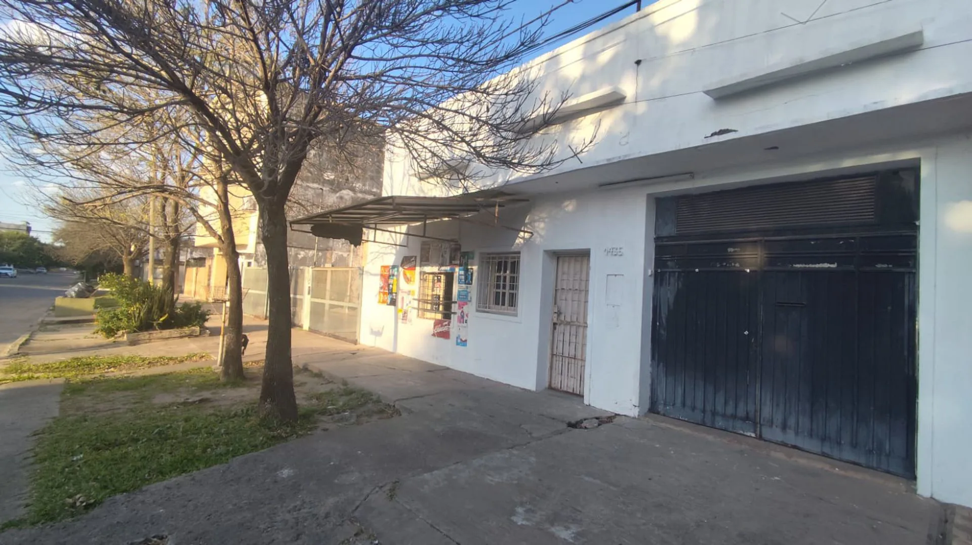 Venta de 3 Casas en un terreno en Resistencia.- foto 3