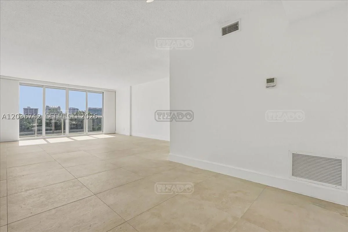 9381 E Bay Harbor Dr #404S 9300 foto 4