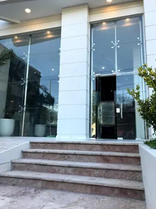 VENTA DEPARTAMENTO 4 AMB  CON 2 COCHERAS  A ESTRENAR  UNICO EN LA ZONA foto 1