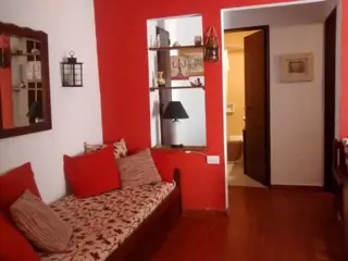 Cómodo departamento con patio, segunda línea al mar. Departamento en Venta. foto 5