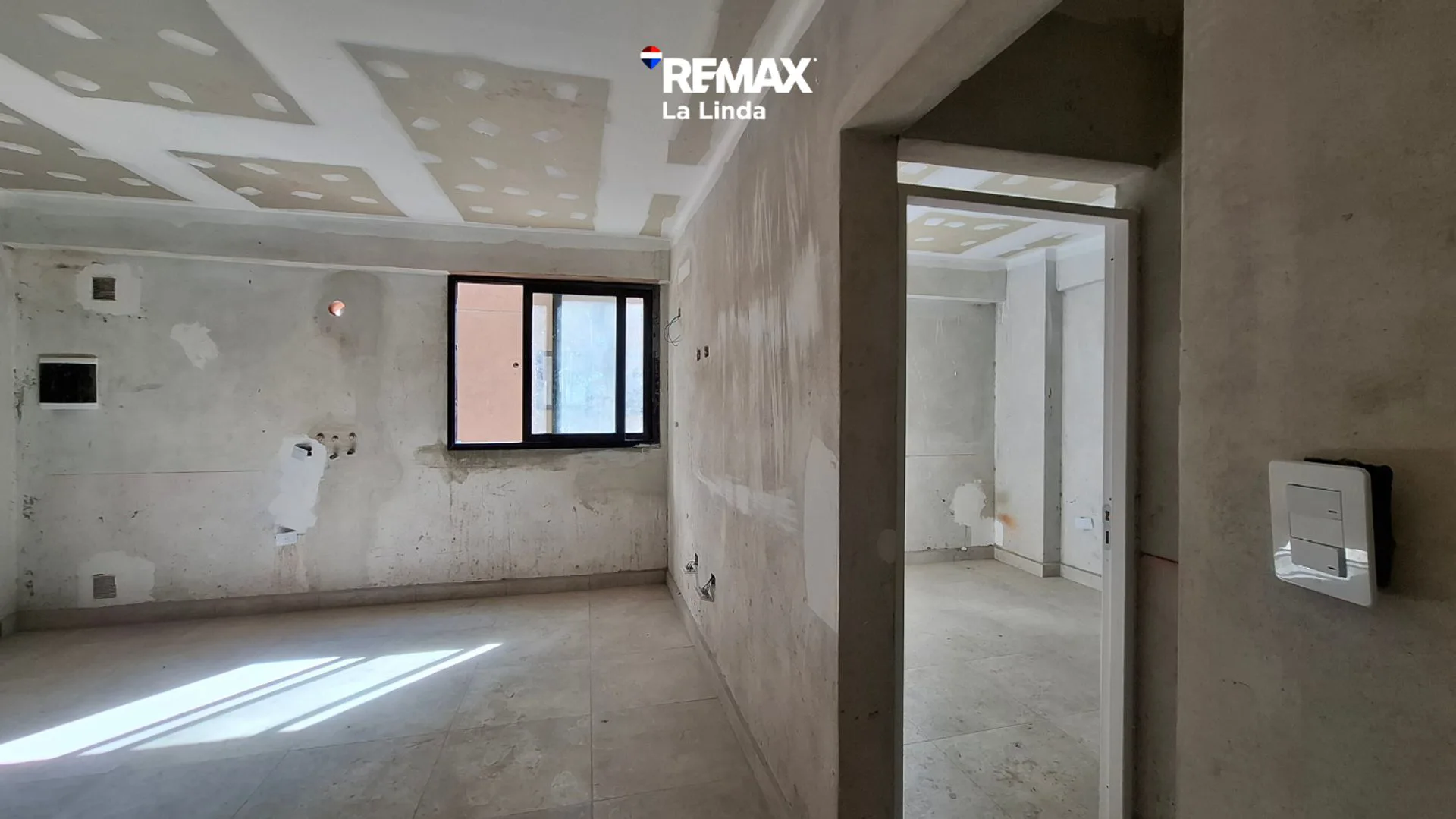 Venta departamento 1 dormitorio Macrocentro- Brown foto 4
