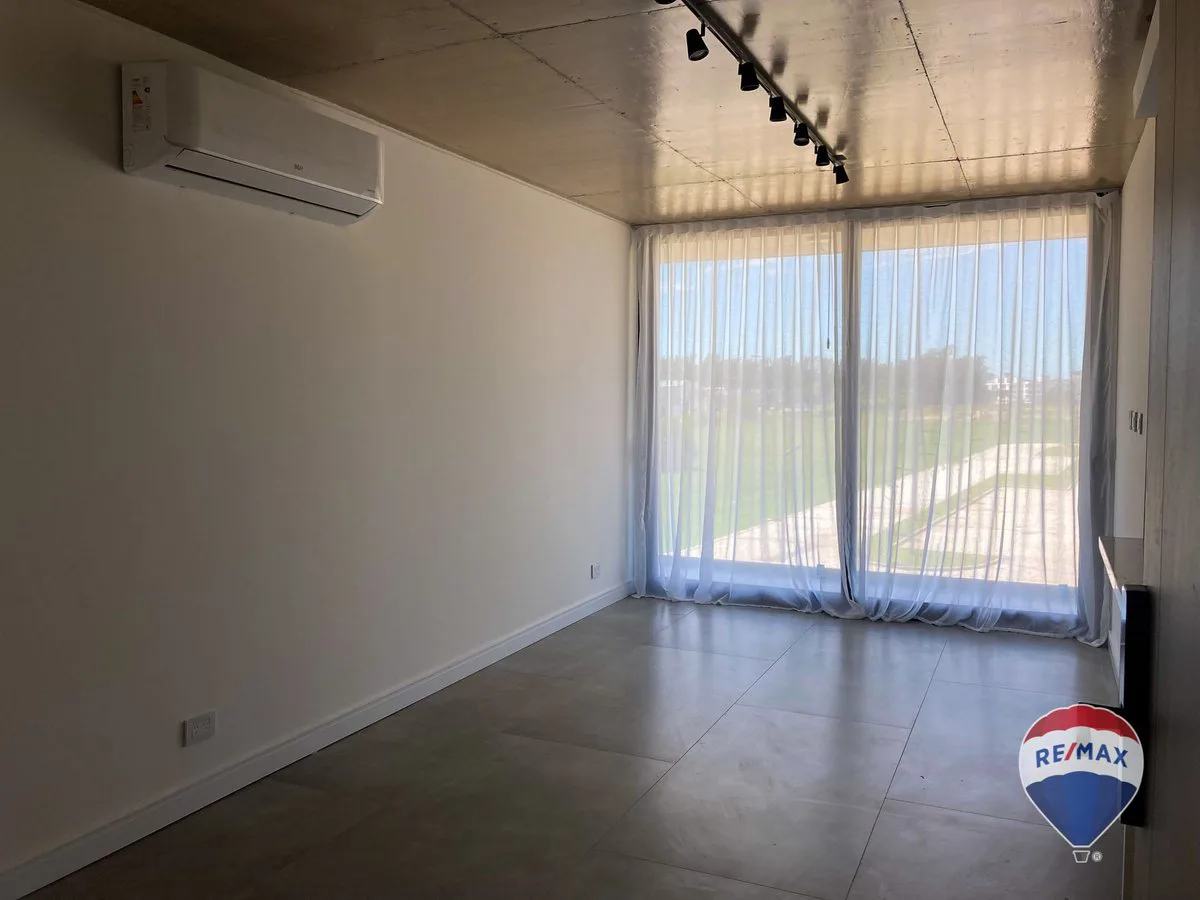 DEPARTAMENTO 2 AMBIENTES CON BALCON CANNING VENTA foto 2