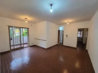 ALQUILER DE DEPARTAMENTO 3 AMBIENTES EN PLANTA BAJA - BARRIO COCA COLA foto 1