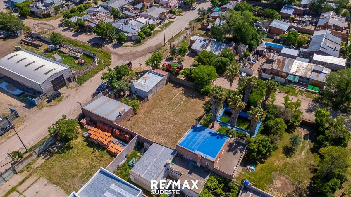 LOTE CERRADO. OPCION DE COMPRAR EL CONTIGUO foto 4