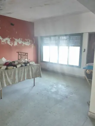 Tres casas en un lote de 655 m2 a una Cuadra de Martín Fierro foto 4
