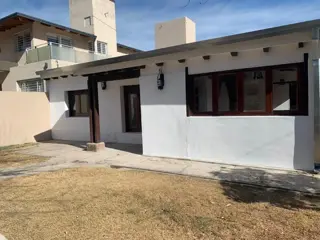 hermosa casa barrio los manantiales foto 2