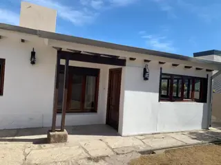 hermosa casa barrio los manantiales foto 4