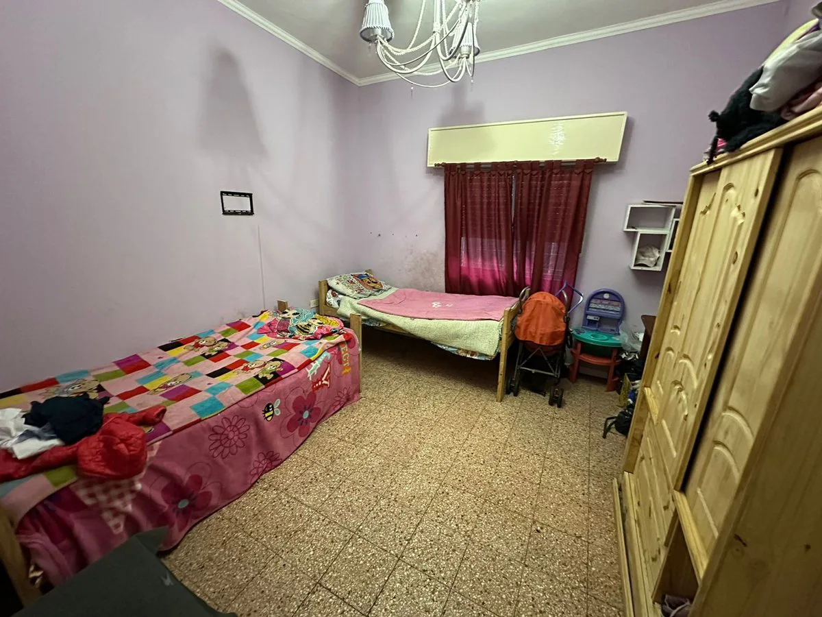 VENTA PH 4 ambientes en PB al frente con cochera foto 5