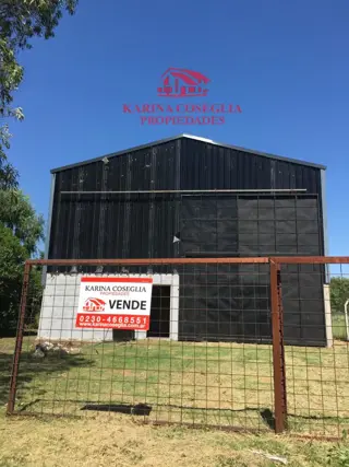 GALPON EN VENTA A 300 METROS DE LA RUTA 25 . PILAR foto 1