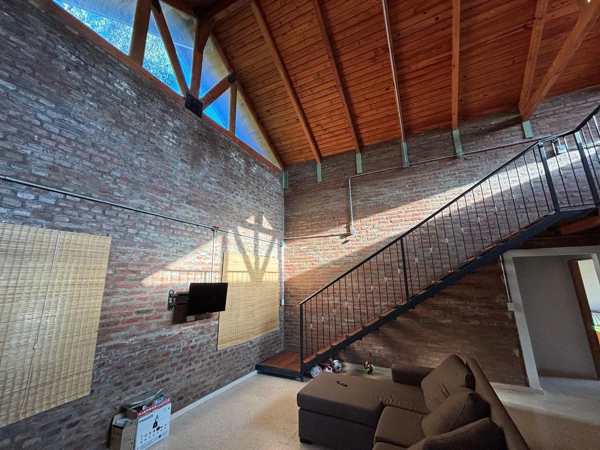 VENTA CASA QUINTA EN SAUCE VIEJO CON PILETA foto 3