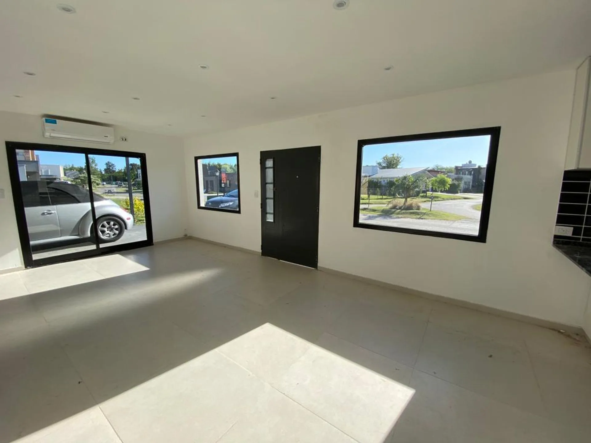 VENTA CASA LA CAÑADA PILAR APTA CREDITO - PILETA foto 2