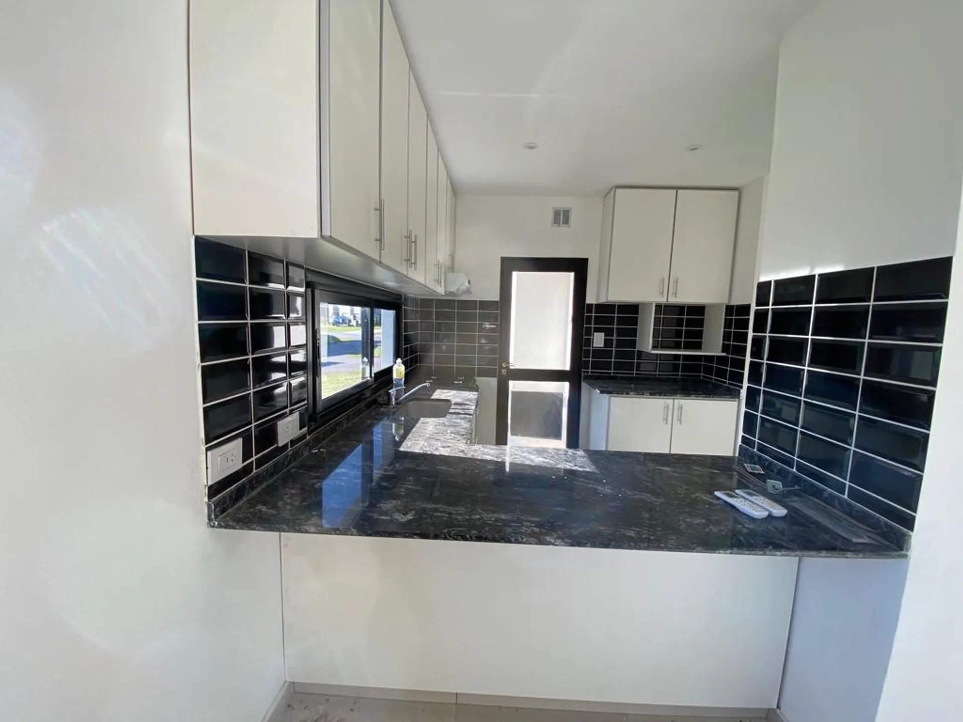 VENTA CASA LA CAÑADA PILAR APTA CREDITO - PILETA foto 5