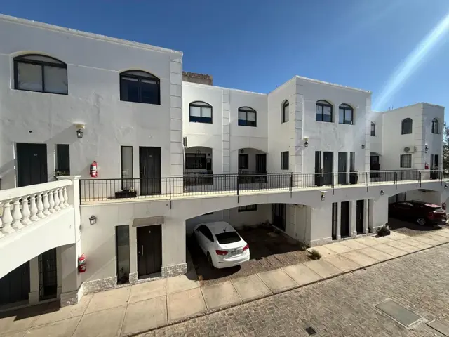 VENTA DUPLEX APTO CREDITO VILLA CARRODILLA