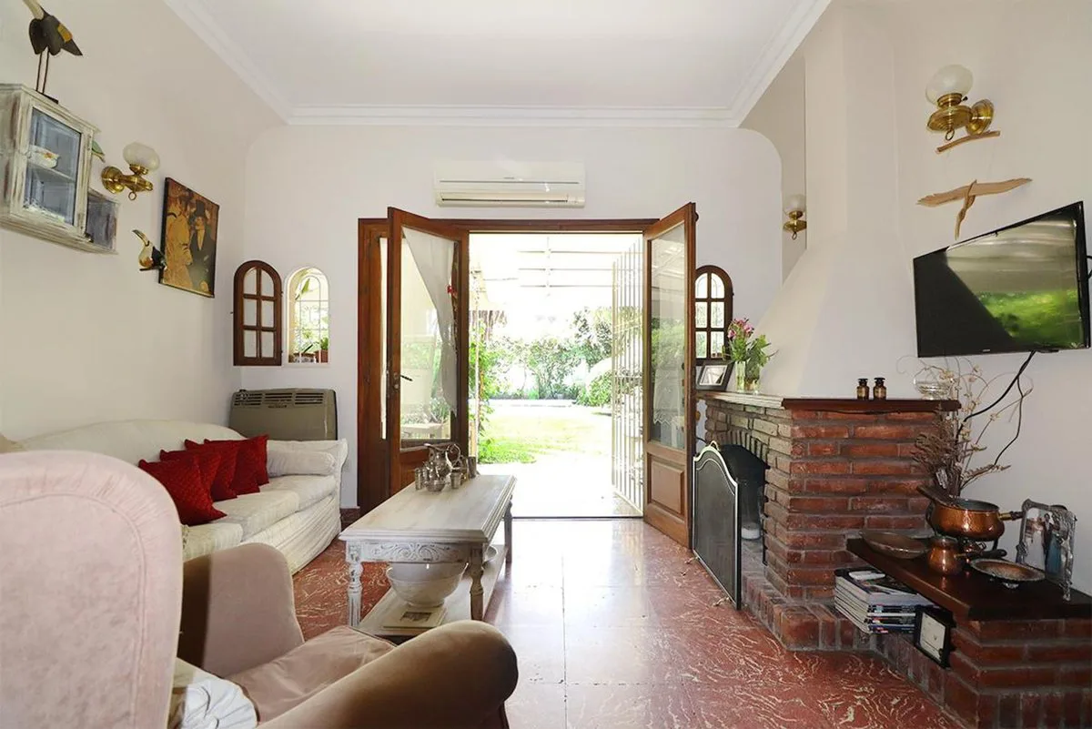 VENTA CASA 5 AMB PARQUE PILETA COCHERA HAEDO foto 3