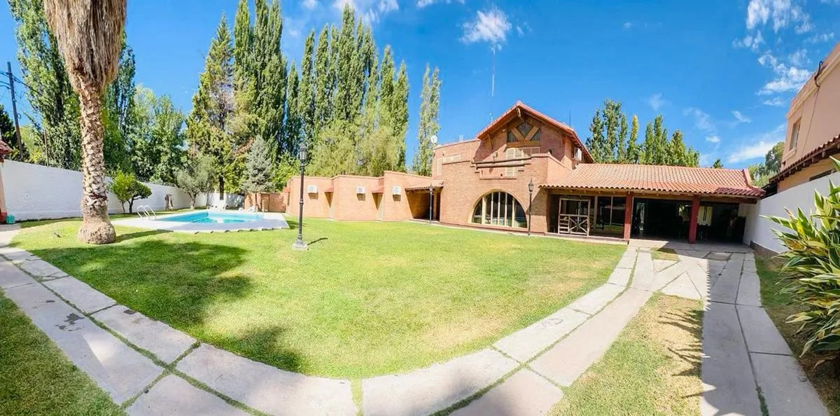 VENTA GRAN CASA BESARES, CHACRAS DE CORIA foto 2