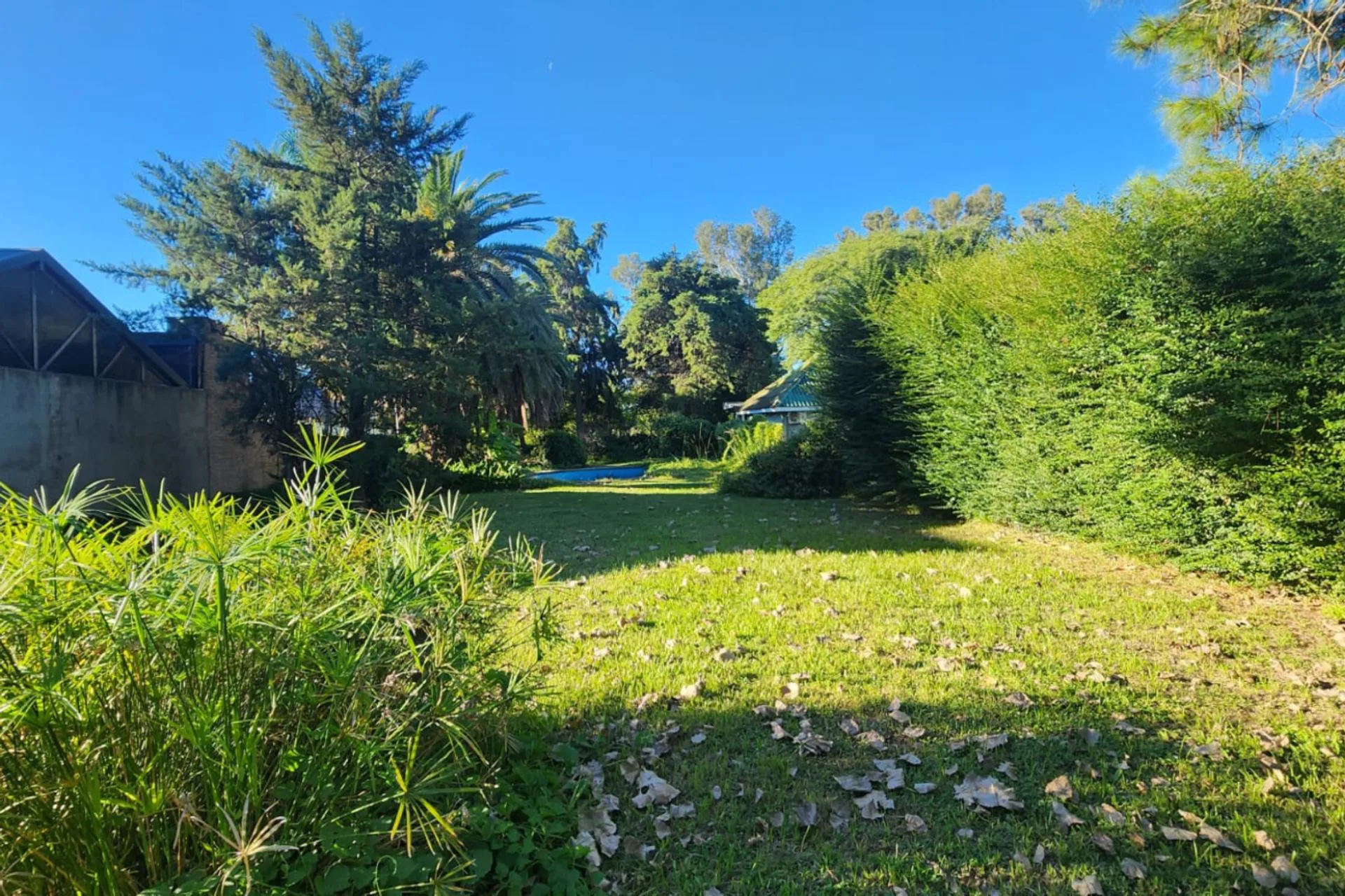 Terreno en Altos del Sauce con pileta foto 3
