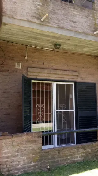 BURZACO: DPTO 3 AMBIENTES EN BARRIO EMPLEADOS DE COMERCIO foto 3