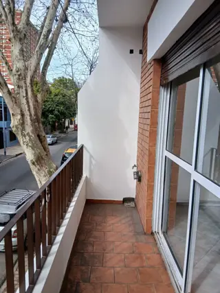 DUPLEX DE 3 AMBIENTES EN PRIMER PISO EN LA MEJOR ZONA RESIDENCIAL DE FLORESTA foto 4