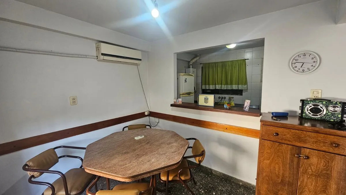 DOS CASAS EN VENTA EN UN MISMO LOTE foto 2
