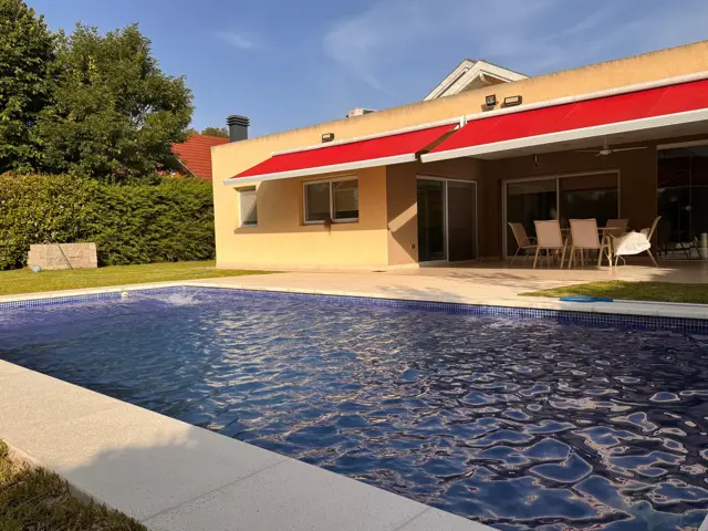 VENTA DE CASA ECHEVERRIA DEL LAGO CANNING
