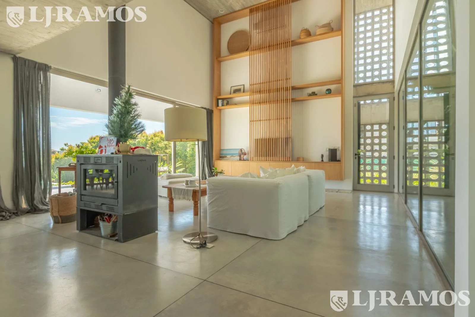 Importante Casa en Venta M Puertos - Gran Laguna con Diseño y Estilo PG foto 2